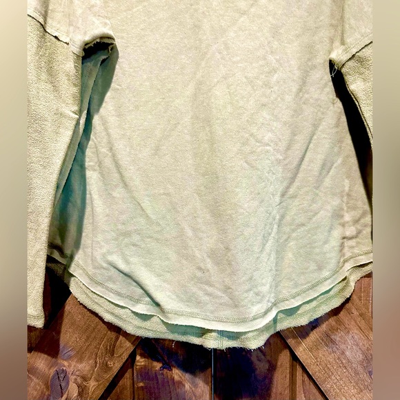 EUC La Miel Olive Green Long Sleeve Jersey Top Sz L - Picture 4 of 13